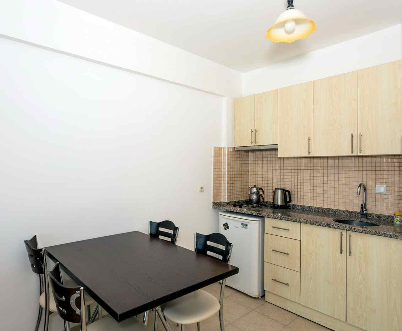 Apartment with Kitchen